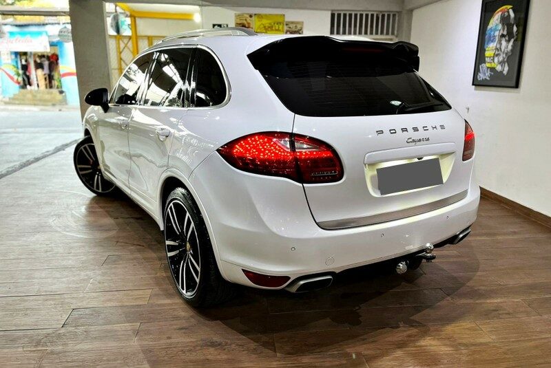 PORSCHE CAYENNE 3.6 4X4 V6 24V GASOLINA 4P TIPTRONIC ANO 2013 COR BRANCO